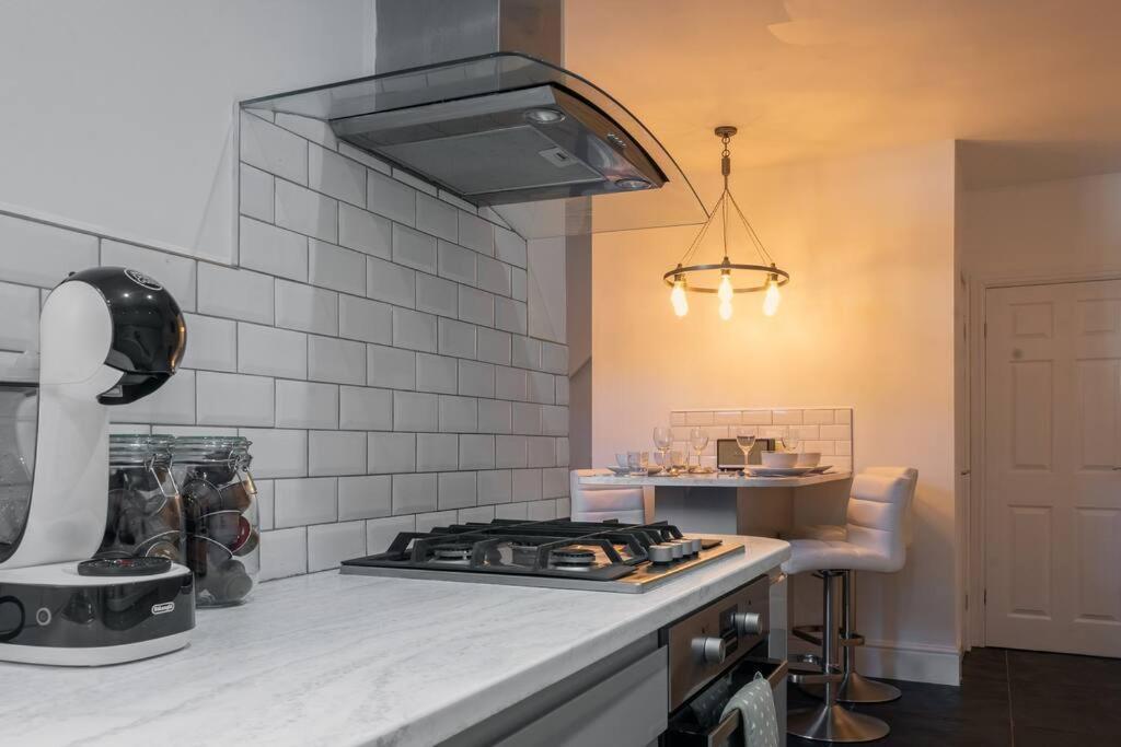 No6 - Beverley - Elegant Townhouse - Central Location 외부 사진